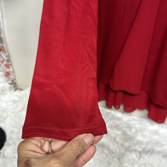 Xiang Ri Kui Red Layered Tunic - Picture 5 of 11